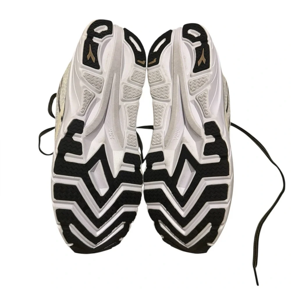 NWT Men's Diadora Equipe Nucleo, Whisper White/Black/Irish Cream, Size 9.5
